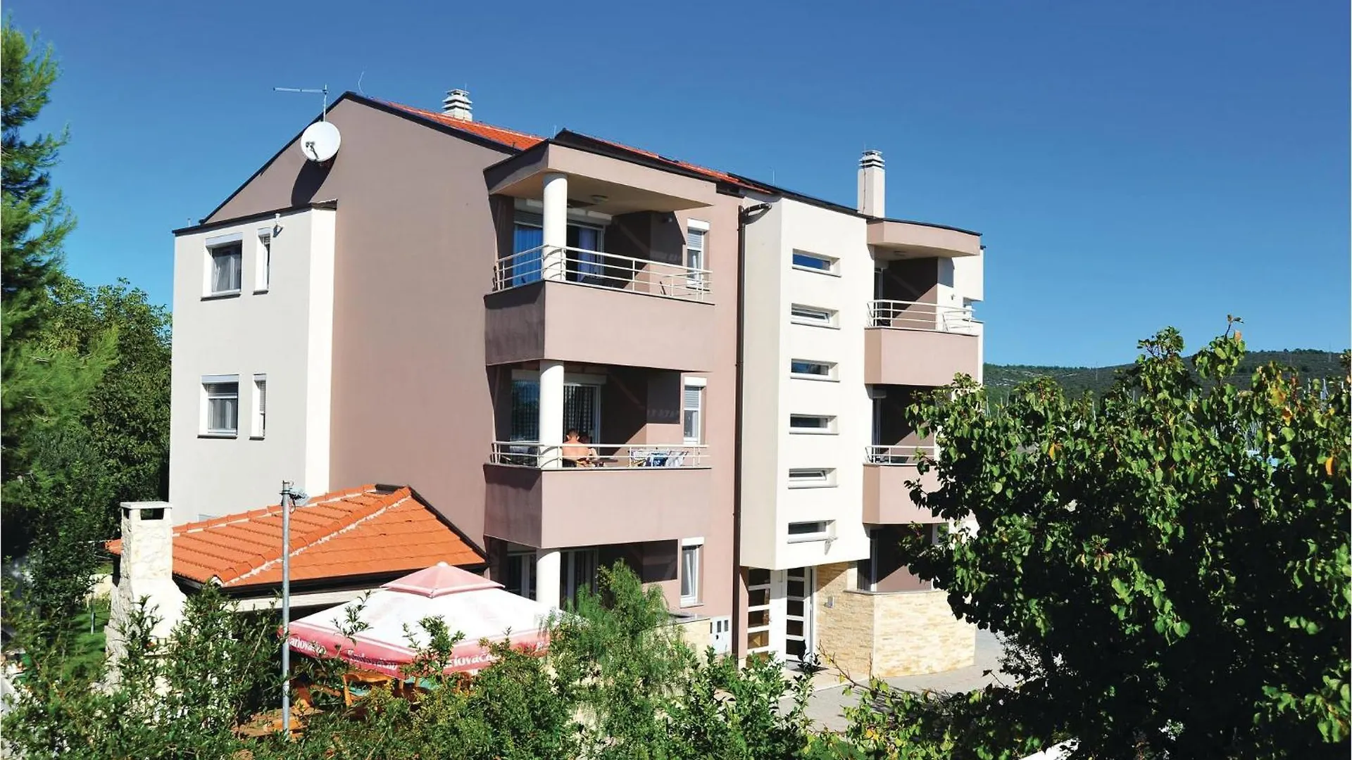 Awesome Apartment In Bibinje With Kitchen